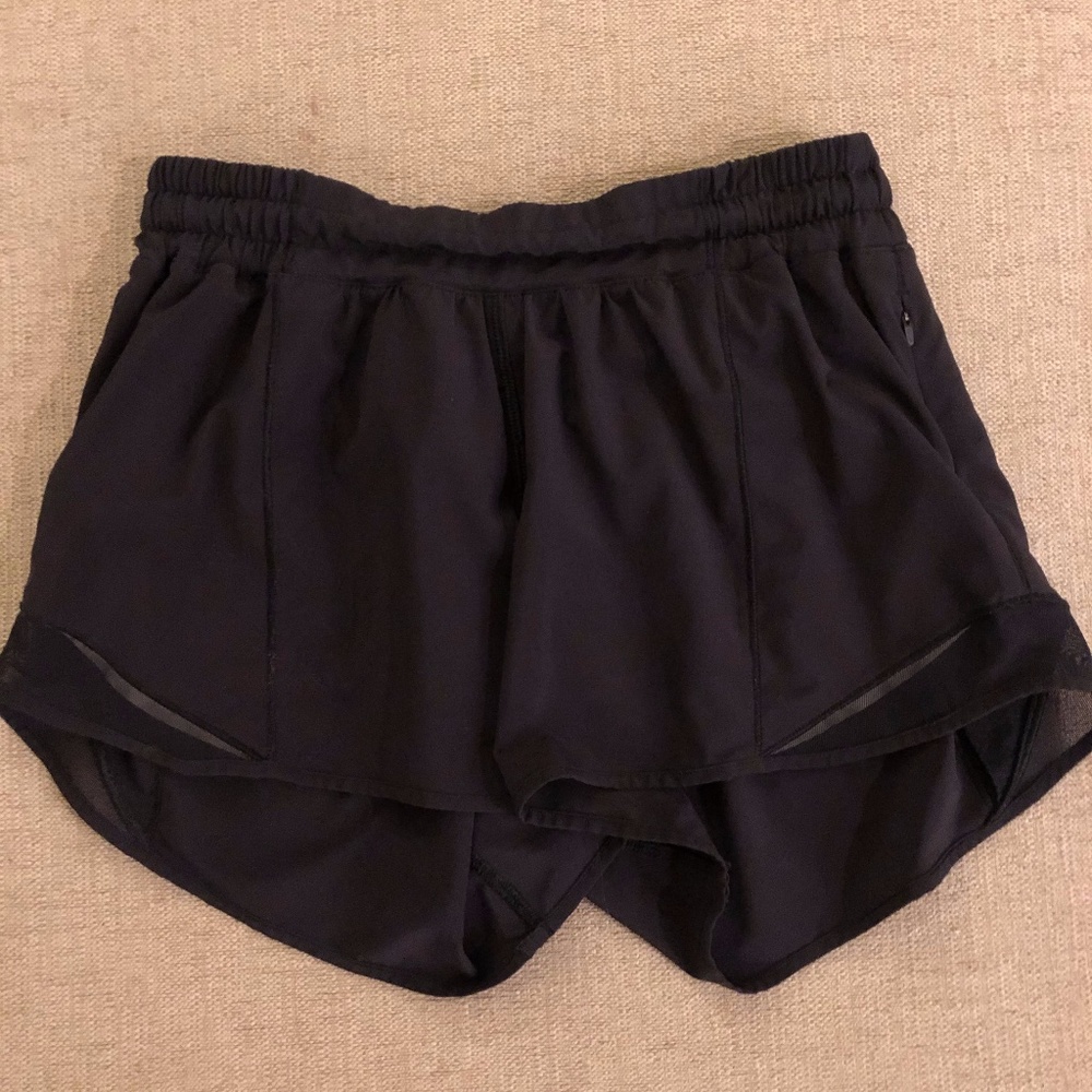 Black Lululemon Hotty Hot Size 6 Tall